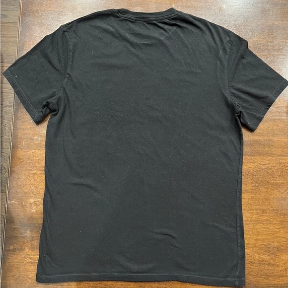 Guess T-shirt - Picture 2 of 3